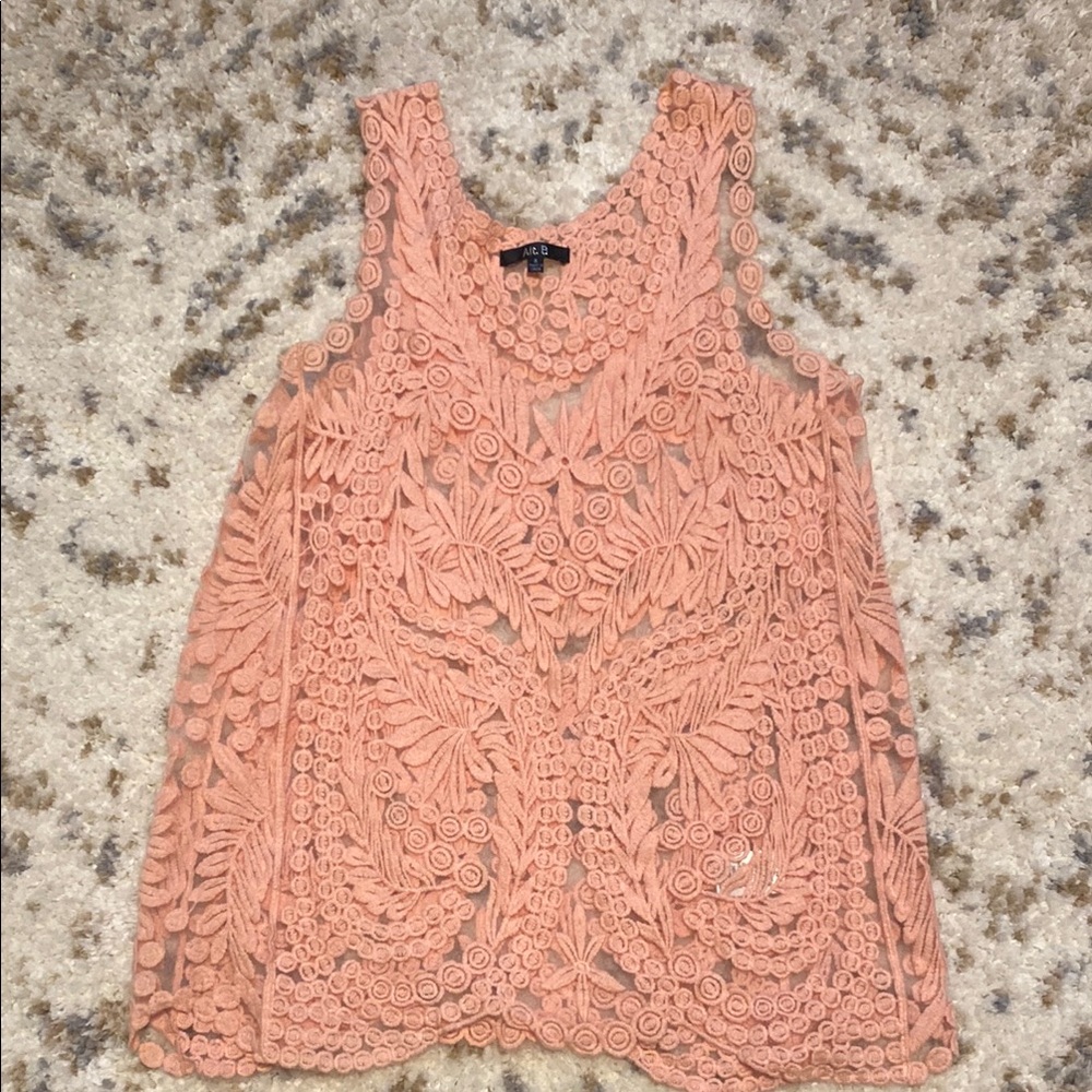 Lace Sleeveless Top - pink/peach women’s small